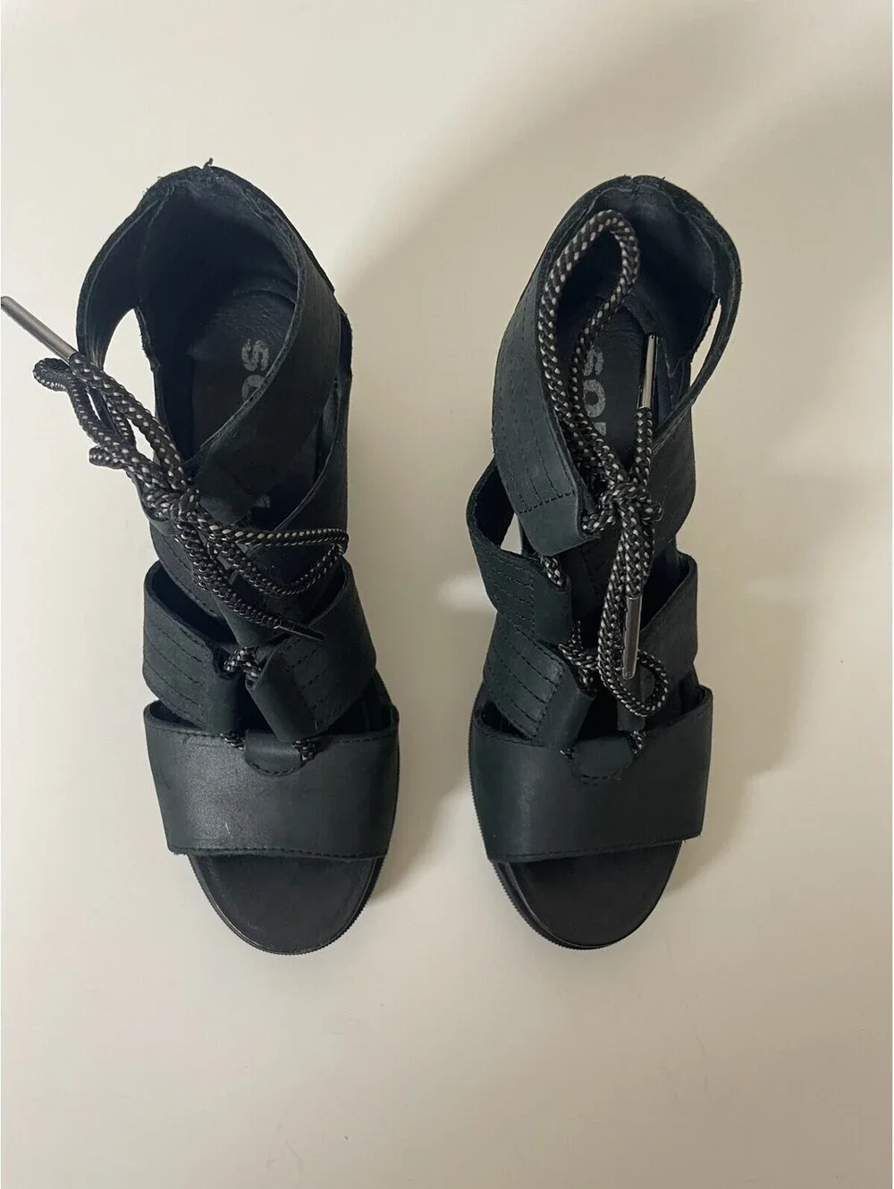 Sorel Joanie Gladiator Black Lace Up Wedge Sandals Womens 8 GUC